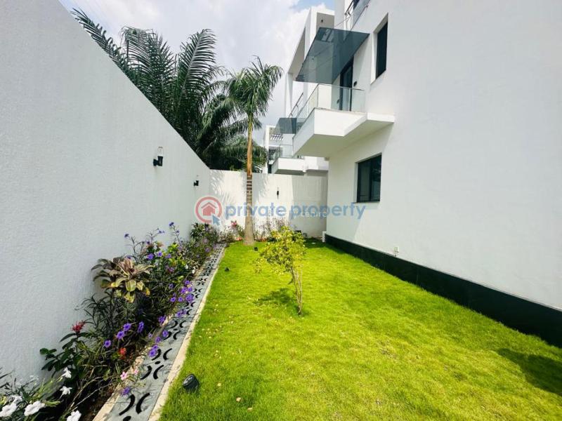 5 bedroom Townhouse For Rent Cantonments Accra - 1