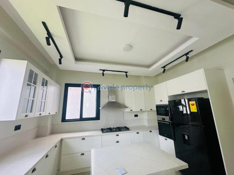5 bedroom Townhouse For Rent Cantonments Accra - 3