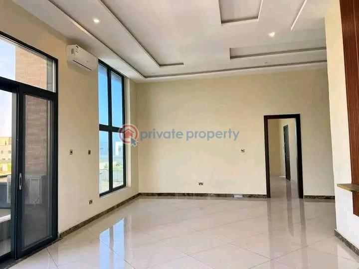 5 bedroom Townhouse For Sale East Airport Airport Residential Area Accra - 5