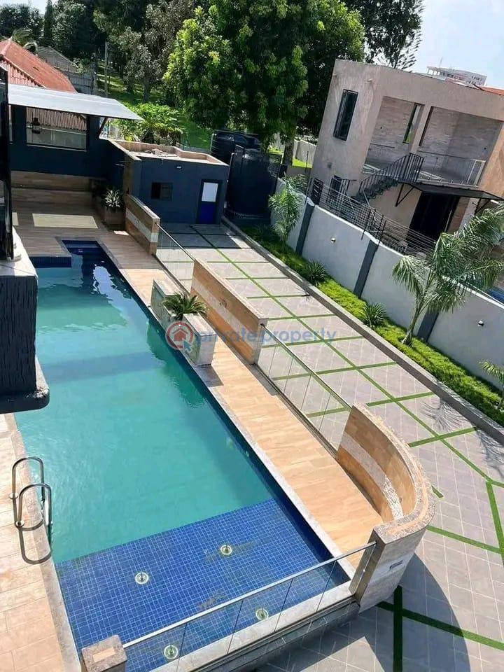 5 bedroom Townhouse For Sale East Airport Airport Residential Area Accra - 2