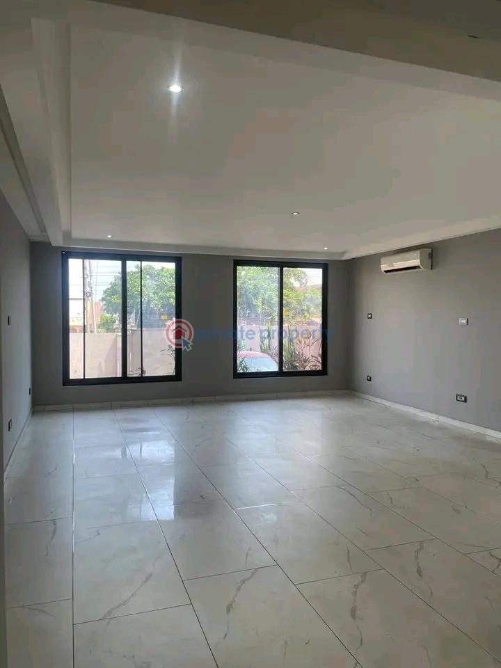 5 bedroom Townhouse For Rent East Legon Accra - 1