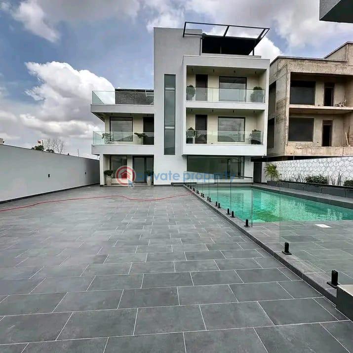 5 bedroom Townhouse For Sale East Legon Accra - 0