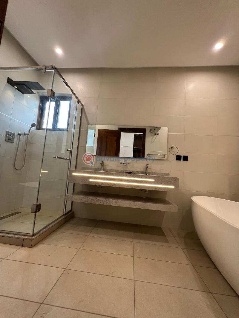 5 bedroom Townhouse For Sale East Legon Accra - 10