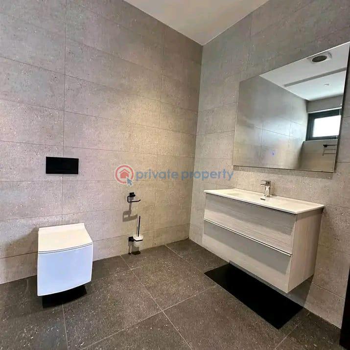 5 bedroom Townhouse For Sale East Legon Accra - 6