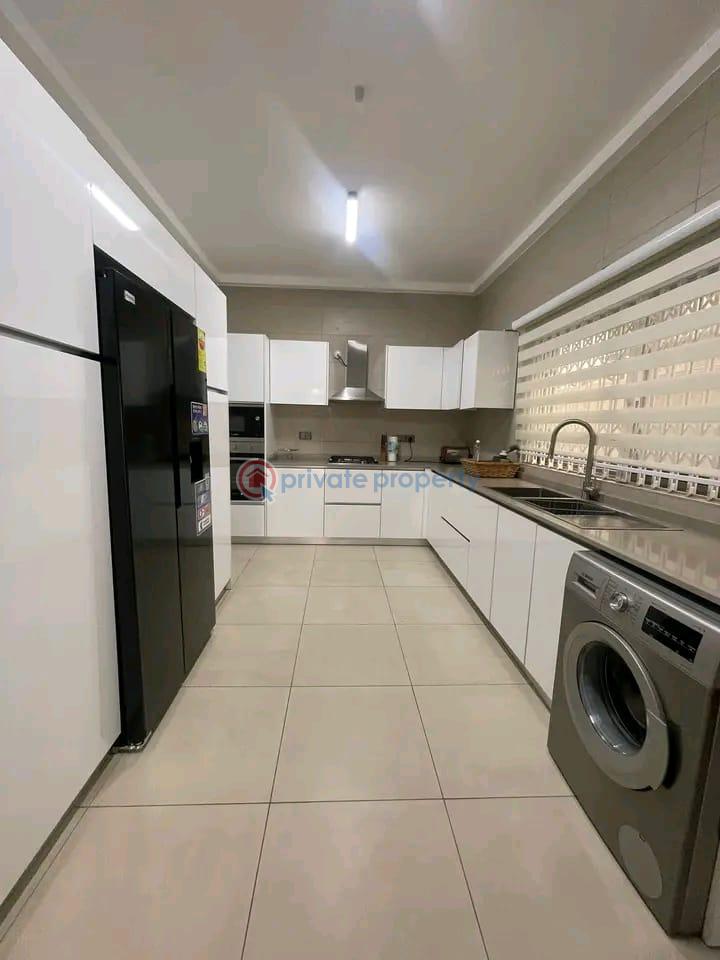 5 bedroom Townhouse For Sale East Legon Accra - 10