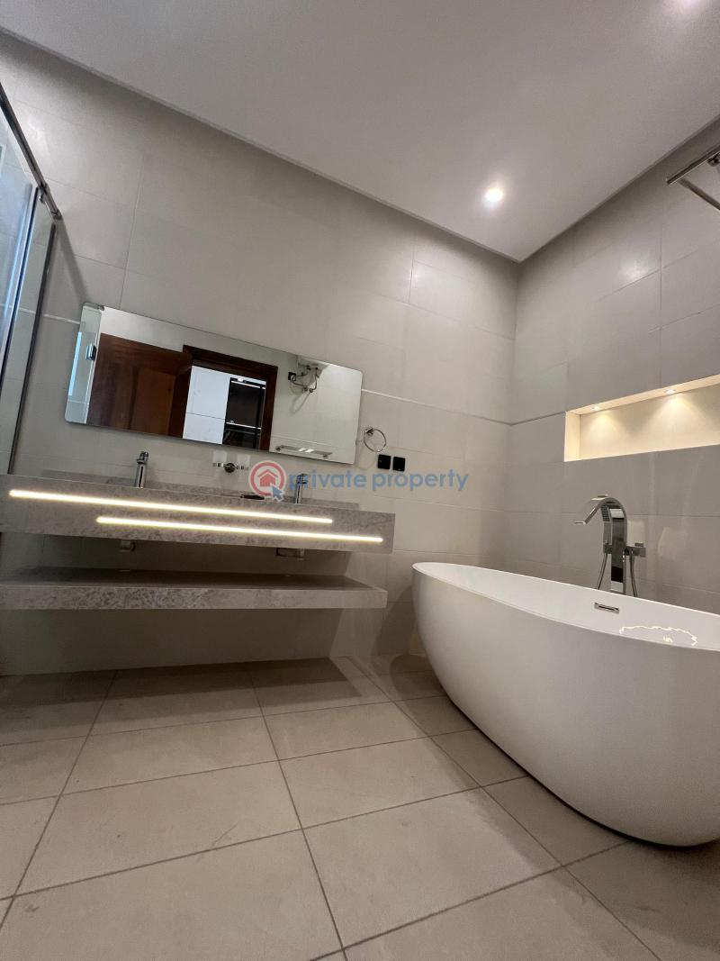 5 bedroom Townhouse For Sale East Legon Accra - 7