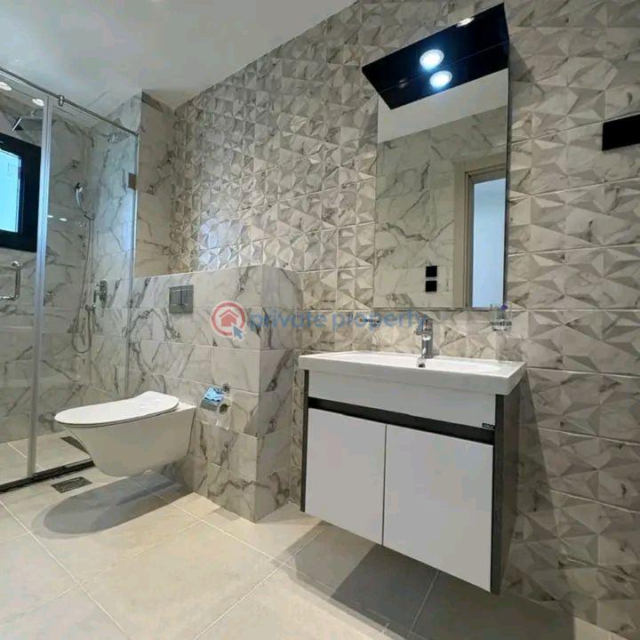 5 bedroom Townhouse For Rent Cantonments Accra - 1