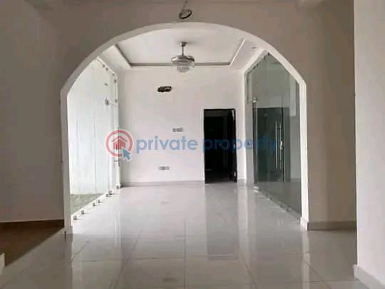 5 bedroom Townhouse For Sale Airport Residential Area Accra - 6