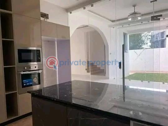 5 bedroom Townhouse For Sale Airport Residential Area Accra - 1