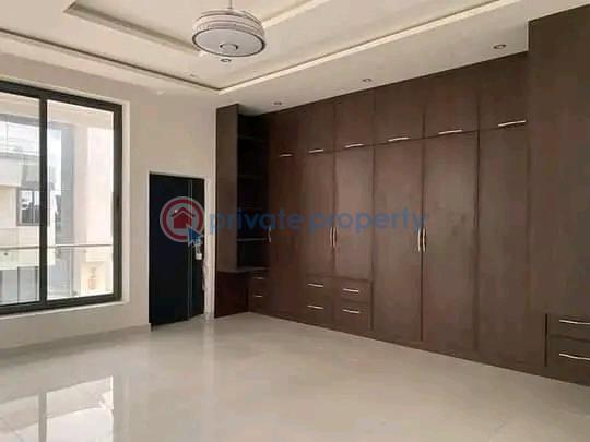 5 bedroom Townhouse For Sale Airport Residential Area Accra - 8