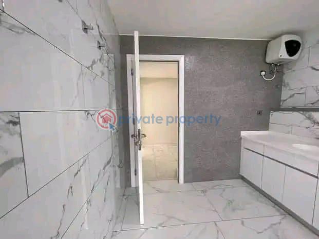 5 bedroom Townhouse For Sale East Airport Airport Residential Area Accra - 7