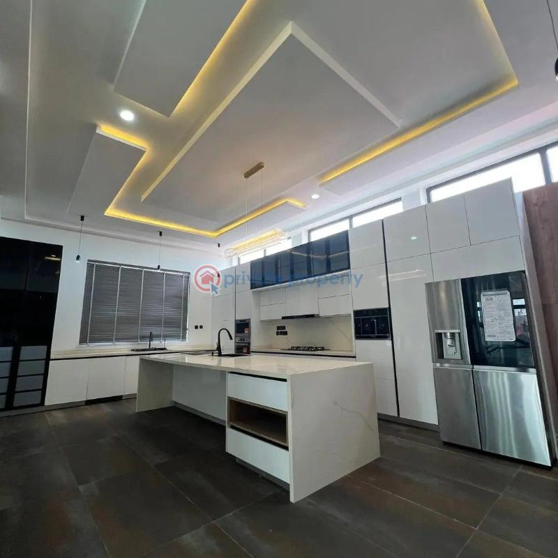 6 bedroom Townhouse For Sale East Legon Accra - 5