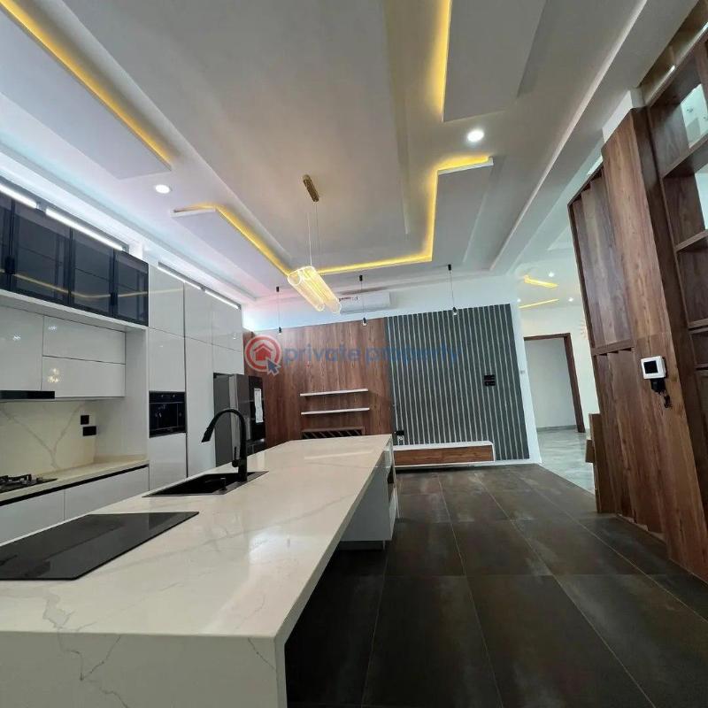 6 bedroom Townhouse For Sale East Legon Accra - 8