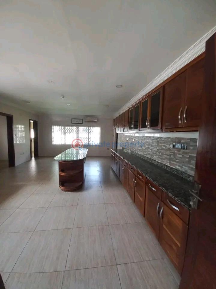 7 bedroom House For Sale East Legon Accra - 6