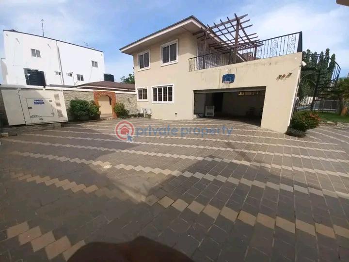 7 bedroom House For Sale East Legon Accra - 1