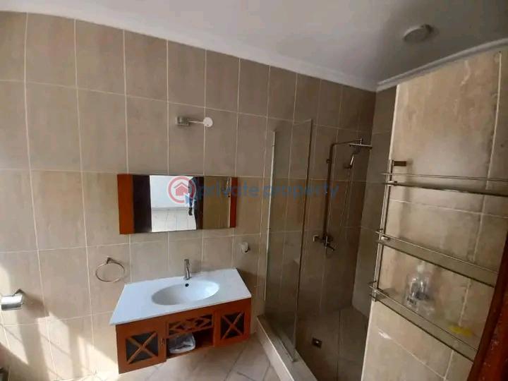 7 bedroom House For Sale East Legon Accra - 7