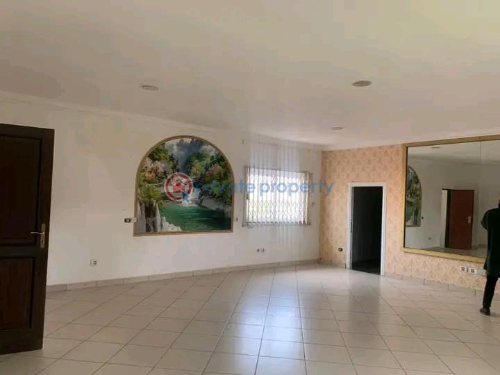 7 bedroom Townhouse For Sale Trasacco Estate East Legon Accra - 7