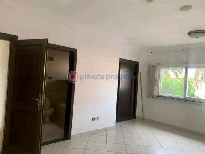 7 bedroom Townhouse For Sale Trasacco Estate East Legon Accra - 15