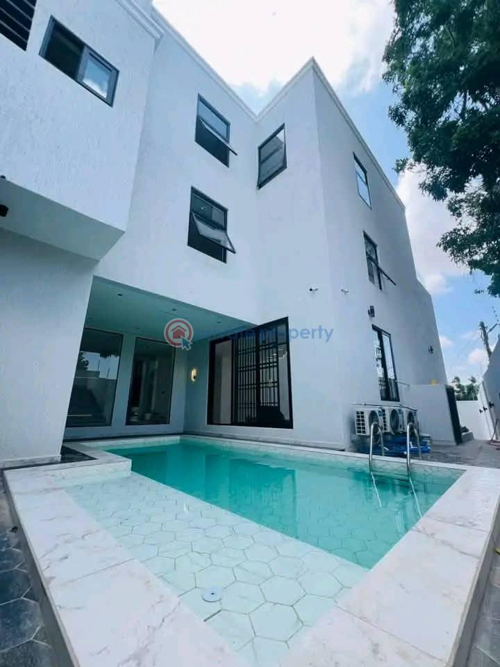 7 bedroom House For Sale East Legon Accra - 5