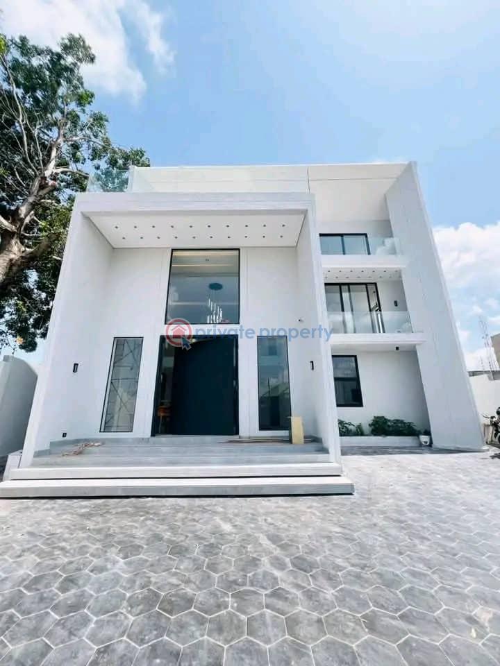 7 bedroom House For Sale East Legon Accra - 0