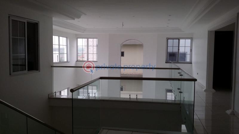 7 bedroom House For Sale Airport Hill's Airport Residential Area Accra - 9