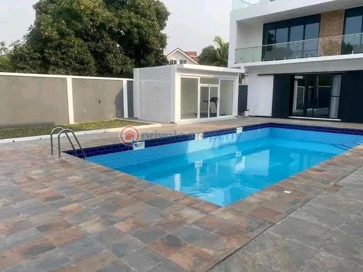 8 bedroom Townhouse For Sale Cantonments Accra - 8