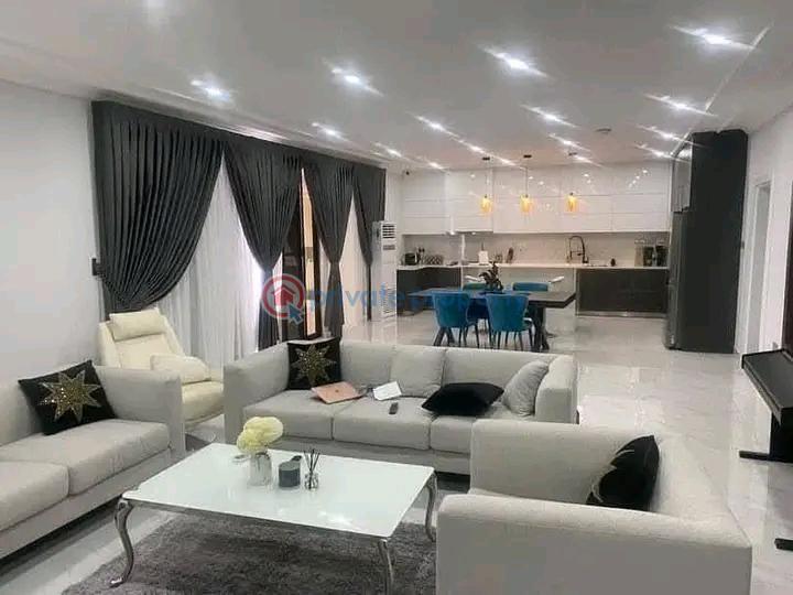 8 bedroom Townhouse For Sale Cantonments Accra - 6