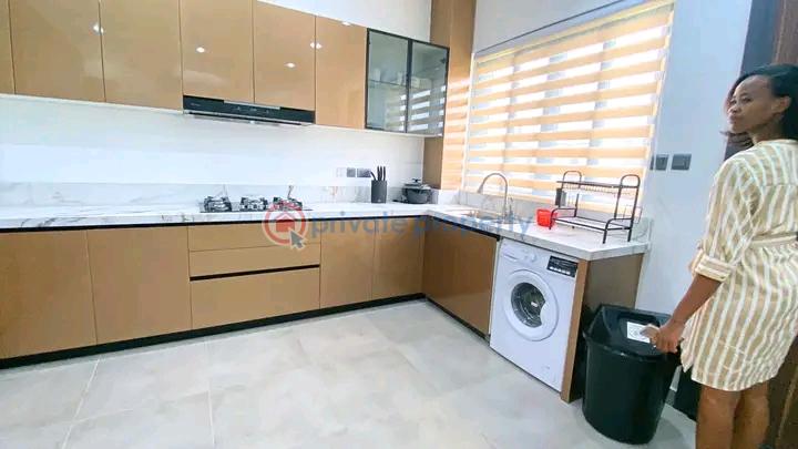 2 bedroom Apartment Short let Cantonments Accra - 8