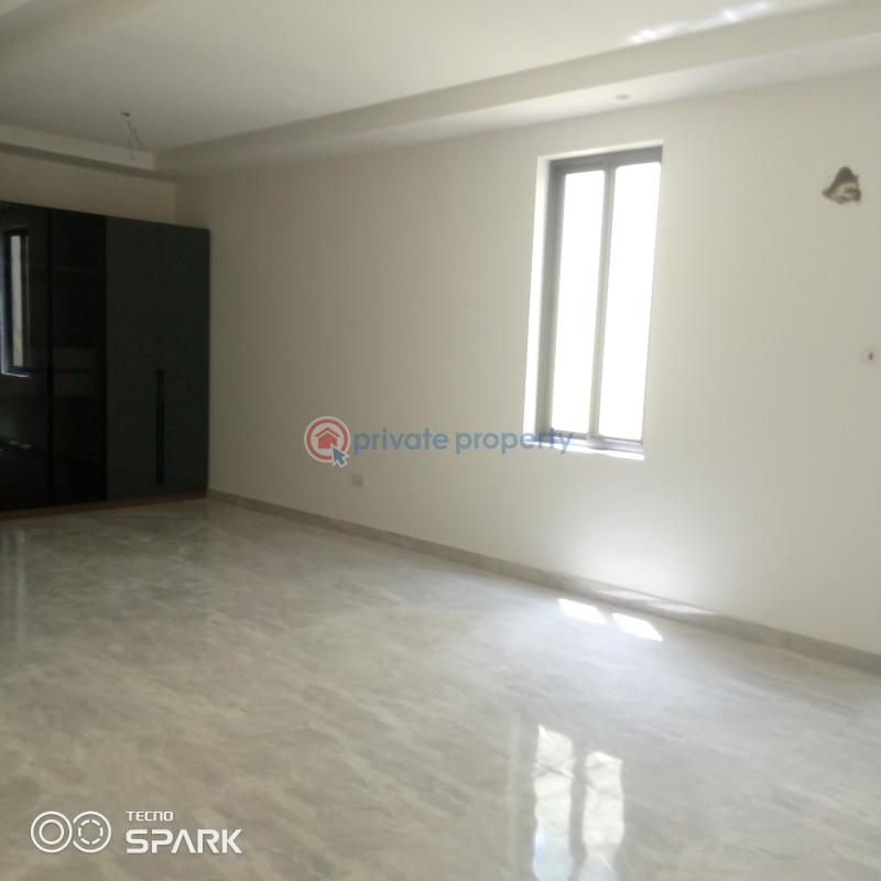 4 bedroom Townhouse For Sale Abdijan Avenue East Legon Accra - 1