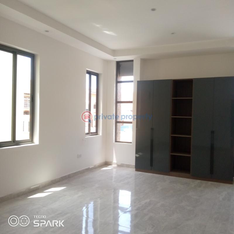 4 bedroom Townhouse For Sale Abdijan Avenue East Legon Accra - 2