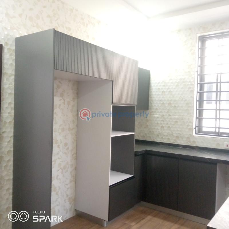 4 bedroom Townhouse For Sale Abdijan Avenue East Legon Accra - 5