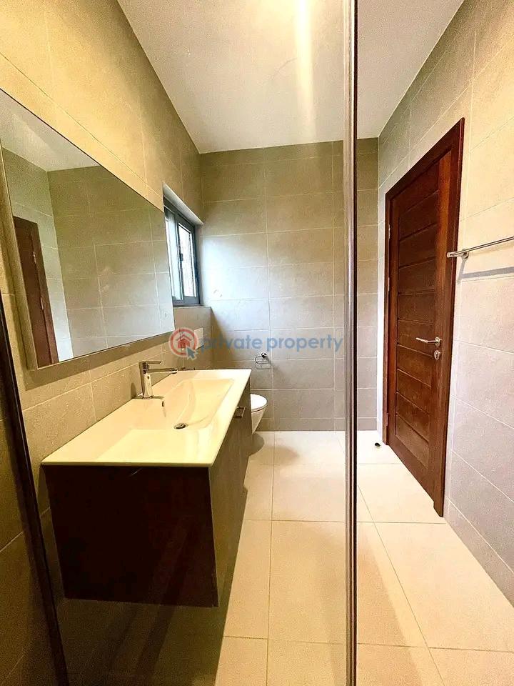 3 bedroom Townhouse For Rent Airport Residential Area Accra - 7