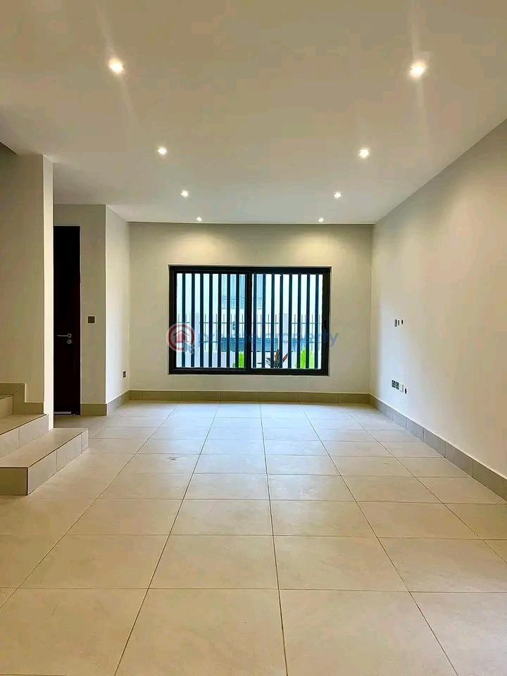 3 bedroom Townhouse For Rent Airport Residential Area Accra - 2