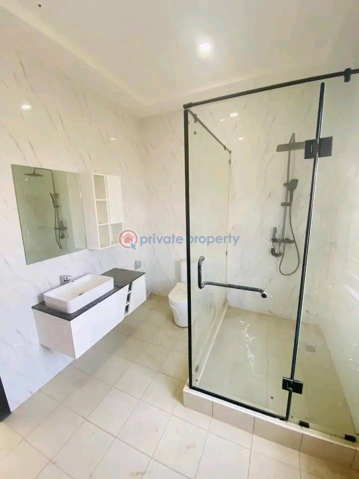 5 bedroom Townhouse For Rent East Legon Accra - 1