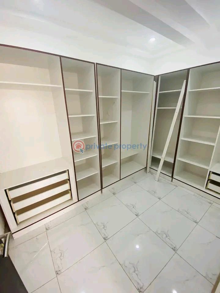 5 bedroom Townhouse For Rent East Legon Accra - 2