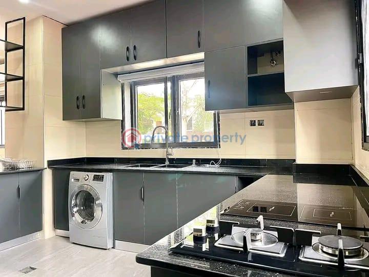 4 bedroom Townhouse For Rent Labone La Dade Kotopon Municipal Accra - 3