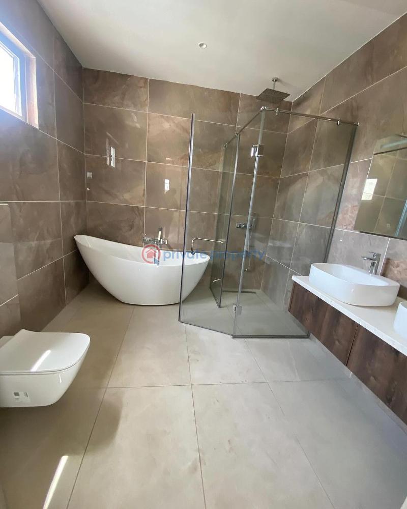4 bedroom Townhouse For Sale East Legon Accra - 2