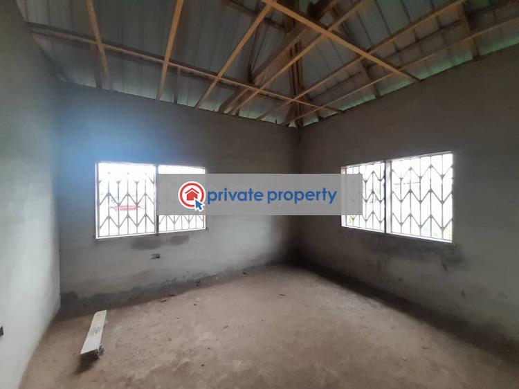 2 bedroom Detached Bungalow For Sale &nbsp;oyibi sasabi Road Oyibi Accra - 6