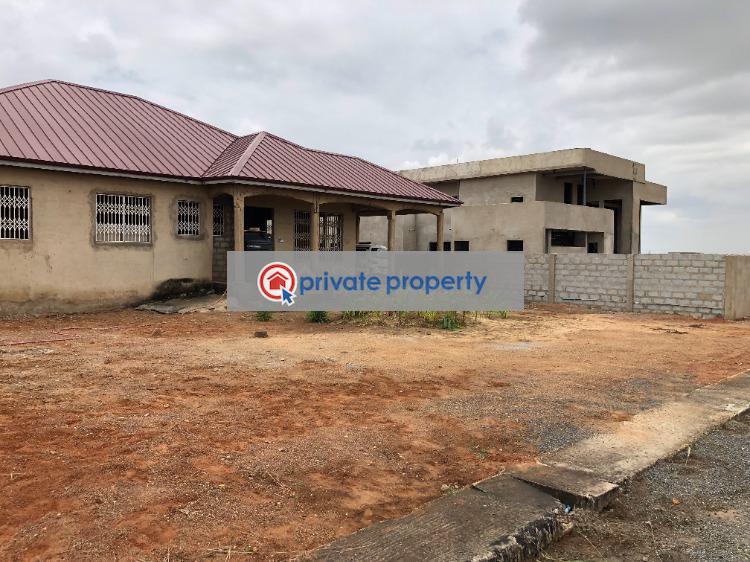 3 bedroom Detached Bungalow For Sale &nbsp;springfield Estate Community 24 Tema Accra - 15