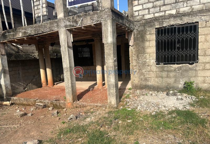 4 bedroom House For Sale Abrepo Asubonten Abrepo Road Kumasi Metropolitan Ashanti - 1