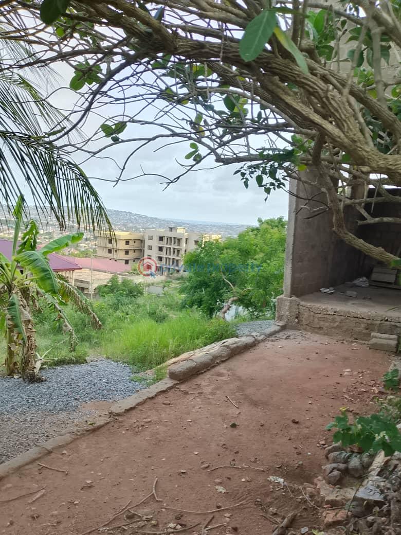 5 bedroom Detached Bungalow For Sale Gbawe Zero McCarthy Hill Ga South Municipal Accra - 1
