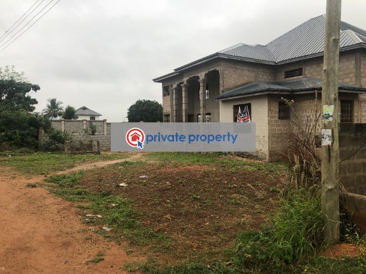 6 bedroom Detached Duplex For Sale &nbsp;toll Booth Adenta Municipal Accra - 3