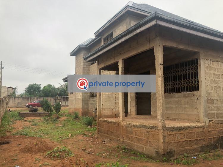 6 bedroom Detached Duplex For Sale &nbsp;toll Booth Adenta Municipal Accra - 7