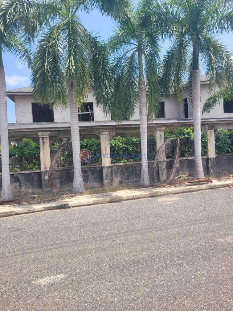 6 bedroom House For Sale Airport Hills Estate Airport Hills Airport Residential Area Accra - 0
