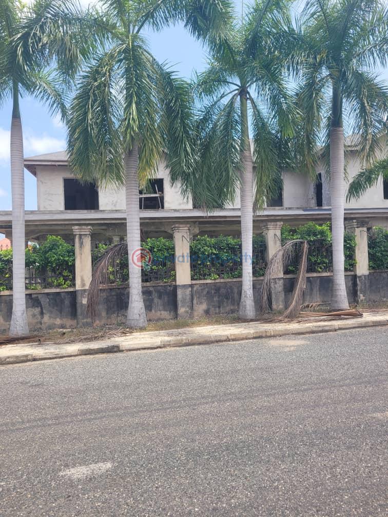6 bedroom House For Sale Airport Hills Estate Airport Hills Airport Residential Area Accra - 1