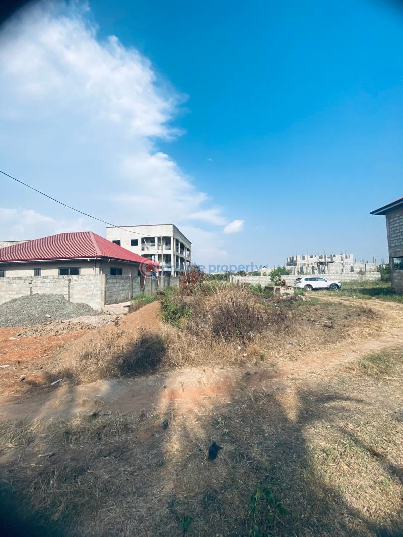 10 bedroom Block of Flats For Sale comm 25 Tema Accra - 4