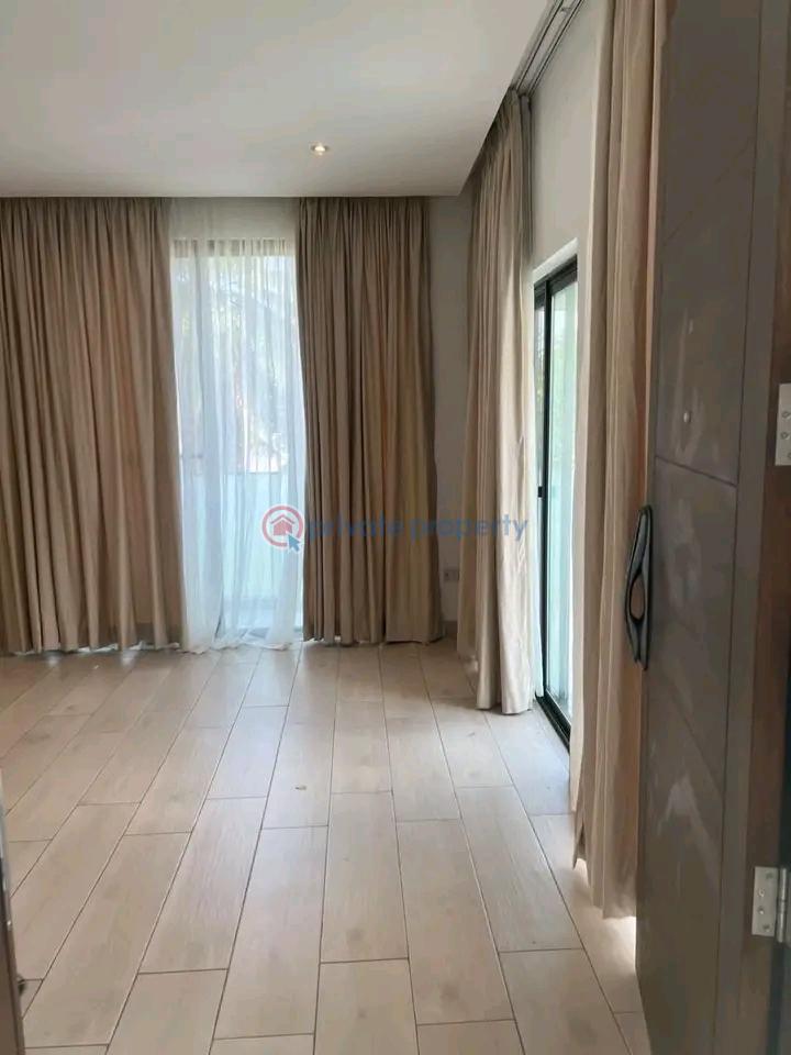 2 bedroom Apartment For Sale Cantonments Accra - 3