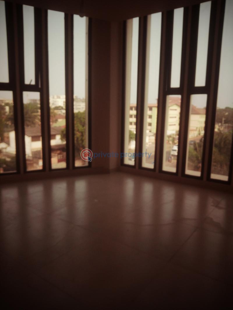 3 bedroom Apartment For Rent North Labone Accra - 3
