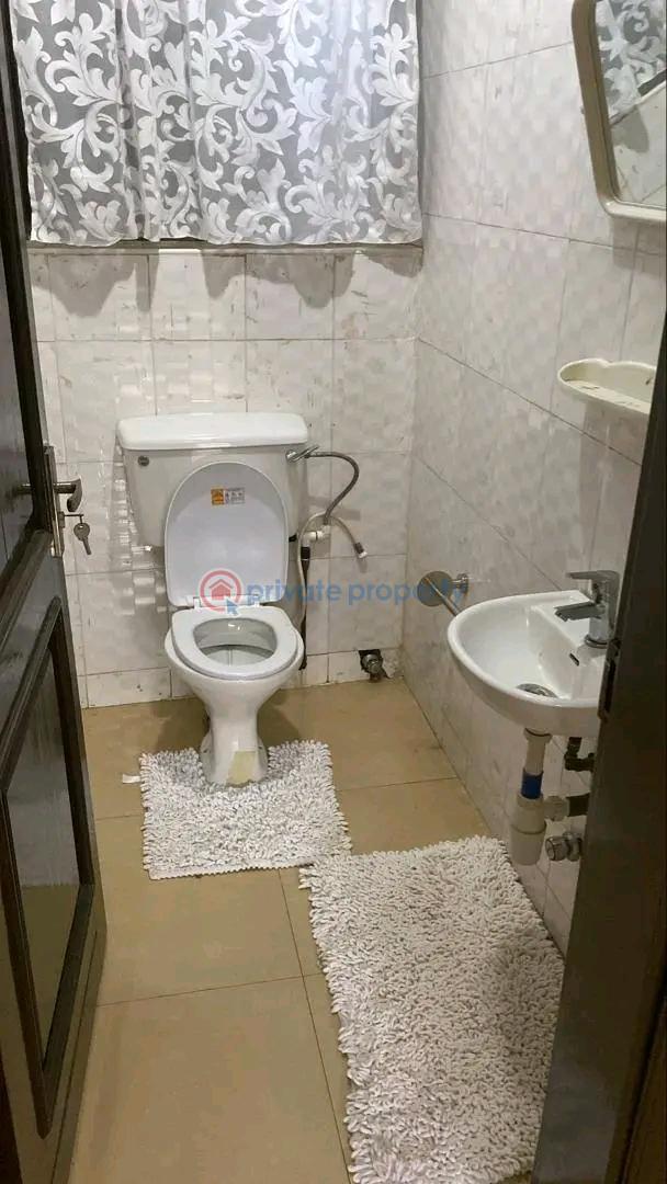 3 bedroom Apartment For Rent East Airport Airport Residential Area Accra - 7