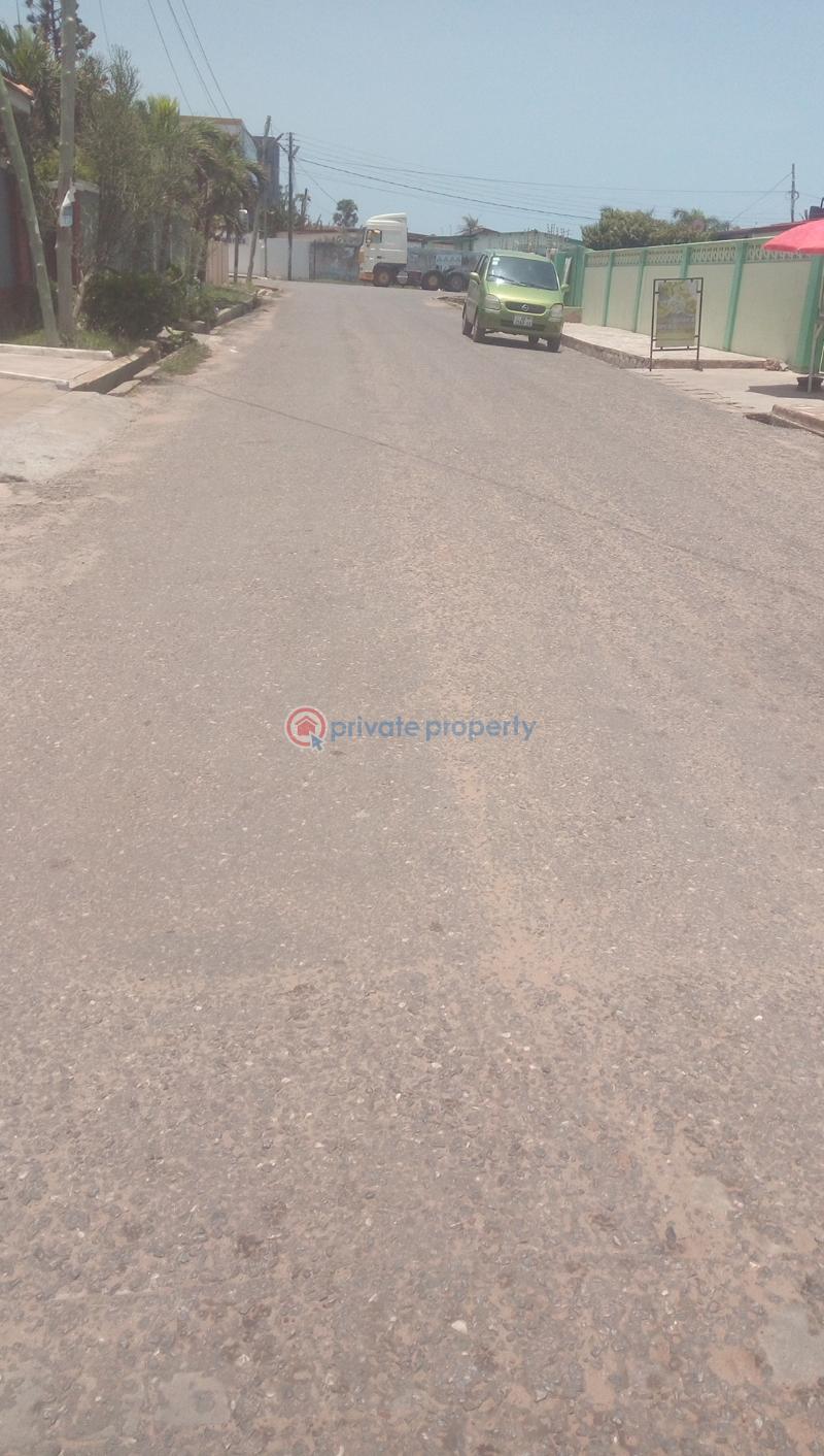 3 bedroom Commercial Property For Rent Osu Road South Labadi Accra - 0
